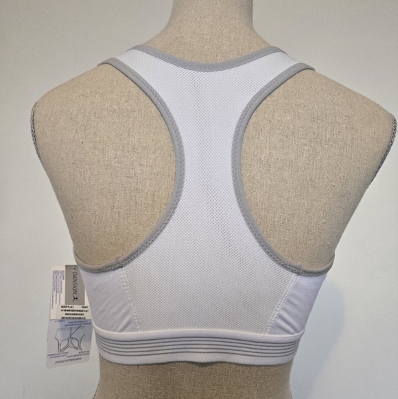 NWT 38C Danskin White Medium Impact Sports Bra - Picture 2 of 6
